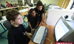 Vendredi 5 Juin 2009

Mesure de la taille de la terre au collège beausejour