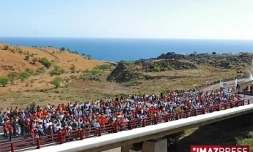 Les ouvriers de la route des Tamarins
