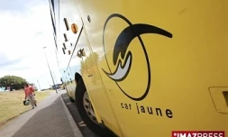 Car jaune