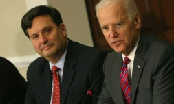 Jo Biden (D) et Ron Klain (G) le 13 novembre 2014 à Washington