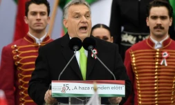 Le Premier ministre hongrois Viktor Orban s'adresse Ă  ses partisans le 15 mars 2018 devant le Parlement Ă  Budapest