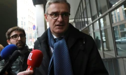 Le maire de Sable-sur-Sarthe Marc Joulaud (LR), à son arrivée à Nanterre pour être entendu par les enquêteurs de l'Office central de lutte contre la corruption et les infractions financières et fiscales (OCLCIFF), le 1 février 2017