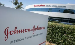 Le panneau d'entrée du campus de Johnson & Johnson à Irvine, en Californie.