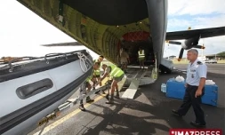 Un Transall de l'armée de l'air ,transportant des secours humains et matériels, a quitté La Réunion