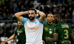 Le défenseur de l'OM Adil Rami contre Reims, au Vélodrome, le 2 décembre 2018