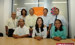 Vendredi 17 juillet 2009: Conférence de presse d'Orange Réunion à propos de la signature de 34 contrats en alternance pour 2009