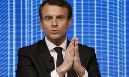 Emmanuel Macron lors du forum "Reinvestissons la France" au Carrousel du Louvre le 23 février 2017 à Paris