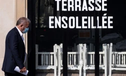 La rĂ©ouverture progressive des activitĂ©s sociales "doit ĂȘtre conduite de maniĂšre prudente et maitrisĂ©e", avertit le conseil scientifique