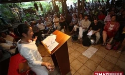 Mardi 11 août 2009

Conférence de presse d'Huguette Bello