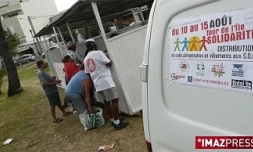 Vendredi 14 août 2009 Dernière étape de la caravane de la solidarité à Saint-Denis