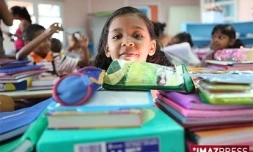 Mardi 18 août 2009

Rentée scolaire à l'école Benjamin Hoarau au port