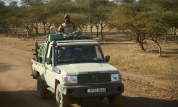 Des soldats burkinabè en patrouille dans la province du Soum, le 14 novembre 2019