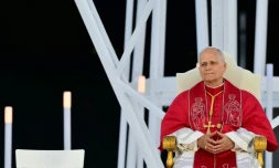 Le pape Léon XIV lors d'une veillée de prière au stade olympique Lluís Companys de Barcelone, le 9 juin 2026 en Espagne