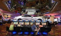 Photo d'illustration de machines à sous dans un casino de Las Vegas en 2015