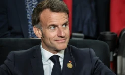 Le président français Emmanuel Macron, le 9 mai 2026 à Borg el-Arab, près d'Alexandrie, en Egypte