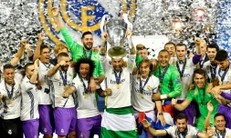 Les joueurs du Real, vainqueurs de la Ligue des champions pour la 2e année consécutive, le 3 juin 2017 à Cardiff