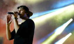 Le chanteur Orelsan au Stade de France, le 28 septembre 2013