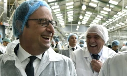 François Hollande visite l'usine Andros de Biars-sur-Cère (Lot), le 20 avril 2017