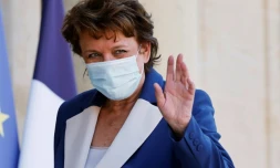 La ministtre française de la culure Roselyne Bachelot arrive pour une réunion au palais de l&rsquo;Elysée à Paris le 19 juillet 2021.