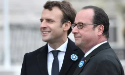 Le président élu français Emmanuel Macron et le président sortant François Hollande à Paris, le 8 mai 2017