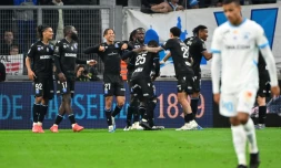 Les Auxerrois fêtent leur troisième but, signé Hamed Junior Traoré, face à Marseille, le 8 novembre 2024 au Vélodrome