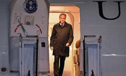 Le secrétaire d'Etat américain Antony Blinken arrive à la base aérienne d'Osan à Pyeongtaek, en Corée du Sud, le 8 novembre 2023