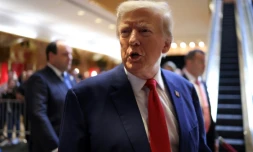 L'ancien président des Etats-Unis et candidat à la présidentielle de 2024 Donald Trump quitte la Trump Tower après s'être exprimé devant la presse à New York, le 6 septembre 2024