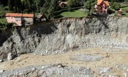 Vue aérienne des dommages à Saint-Martin-Vésubie, le 3 octobre 2020, après des crues exceptionnelles