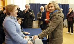 Valérie Pécresse vote à Versailles le 6 décembre 2015