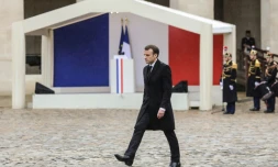 Emmanuel Macron aux Invalides lors de l'hommage au colonel Arnaud Beltrame mercredi 28 mars 2018