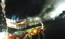 Une vue aérienne de l'incendie qui a ravagé une usine à Narayanganj au Bangladesh le 9 juillet 2021