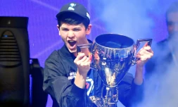 Le premier champion du monde de Fortnite en solo, l'Américain Bugha