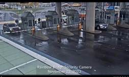 Deux morts dans l'explosion accidentelle d'une voiture à la frontière américano-canadienne