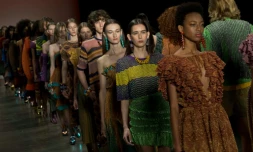 Défilé de Gig Couture lors de la Sao Paulo Fashion Week le 29 avril 2016 à Sao Paulo