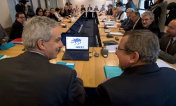 Les partenaires sociaux réunis au Medef pour une séance de négociations sur l'assurance chômage, le 11 janvier 2018 à Paris