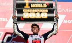 L'Espagnol Marc Marquez sur le podium du GP du Japon, Ă Motegi, le 21 octobre 2018