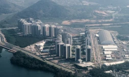 Vue aérienne du Village olympique et Paralympique de Rio de Janeiro, le 26 juillet 2016