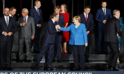Emmanuel Macron, Angela Merkel et des dirigeants des pays membres de l'UE et des pays des Balkans à leur arrivée au château de Brdo le 5 octobre 2021