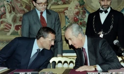 François Léotard (G) et Edouard Balladur le 15 novembre 1994 à Paris