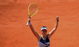 La Tchèque Barbora Krejcikova après sa victoire contre Coco Gauff en quart de finale de Roland-Garros, le 9 juin 2021 à Paris
