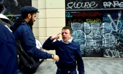 Laurent Theron blessé à l'oeil droit par une grenade de désencerclement lors d'une manifestation contre la loi Travail à Paris le 15 septembre 2016