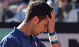 Le Serbe Novak Djokovic face à l'Allemand Alexander Zverev en finale du Masters 1000 de Rome, le 21 mai 2017