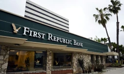 Les régulateurs américains ont demandé à plusieurs établissements financiers de déposer une offre pour racheter les actifs de la banque First Republic, dans la tourmente depuis mi-mars