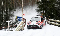 Le Finlandais Jari-Matti Latvala (Toyota) lors de la 17e spéciale du Rallye de Suède, le 12 février 2017 à Likenas