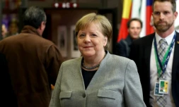 La chancelière allemande Angela Merkel quitte le sommet européen de Bruxelles le 21 février 2020.
