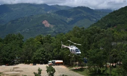 Un hélicoptÚre décolle d'un camp à Trishuli Bazar, Népal, le 5 septembre 2026