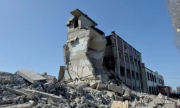 Une école détruite par un bombardement russe, le 23 mars 2022 à Kharkiv, en Ukraine