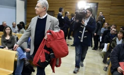 L'accusé Luc Fournié, à son arrivée lors de son procès de première instance, le 30 mars 2015 à Albi  devant les assises du Tarn