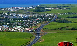 Vue de Sainte-Marie au niveau de la 4 voies reliant l'Est au Nord