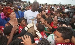 Samedi 26 Septembre 2009


Lilian Thuram au stade Lambrakis au Port
